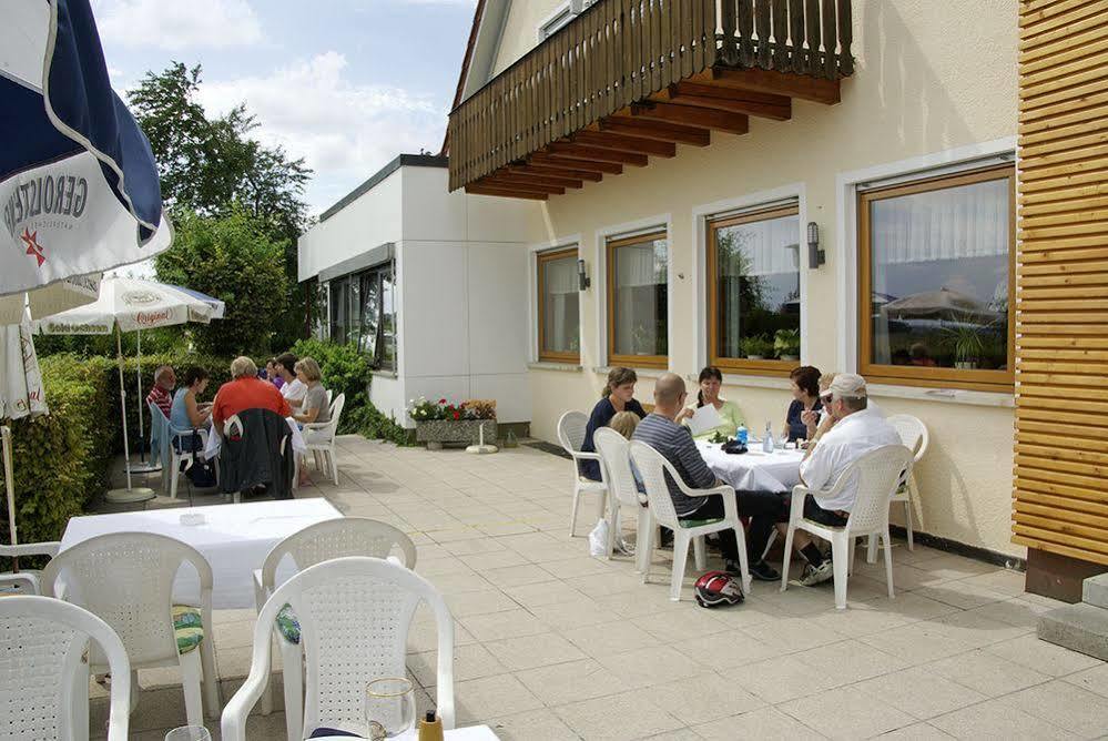 Landhotel Gasthof Am Berg Dornstadt Exterior photo